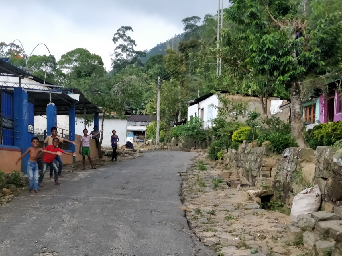 Avoiding tourists in Kandy and&nbsp;Ella