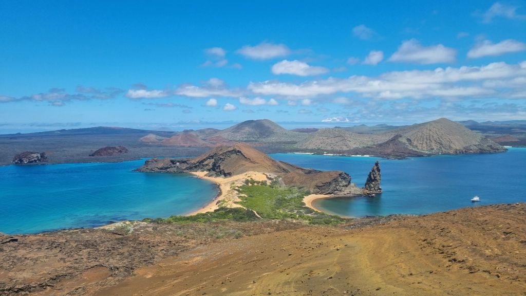 Day Trip to Bartolome Island&nbsp;(Galapagos)