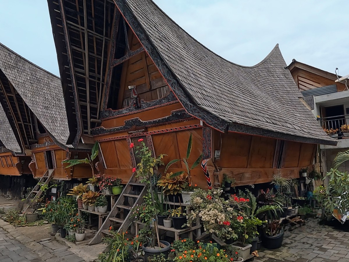 Fascinating Lake Toba